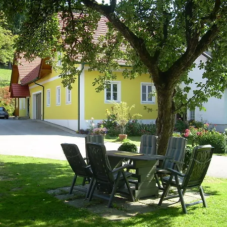 Frühstückspension Krump 4*