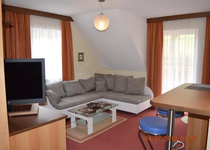 Krump Bed and breakfast 4*